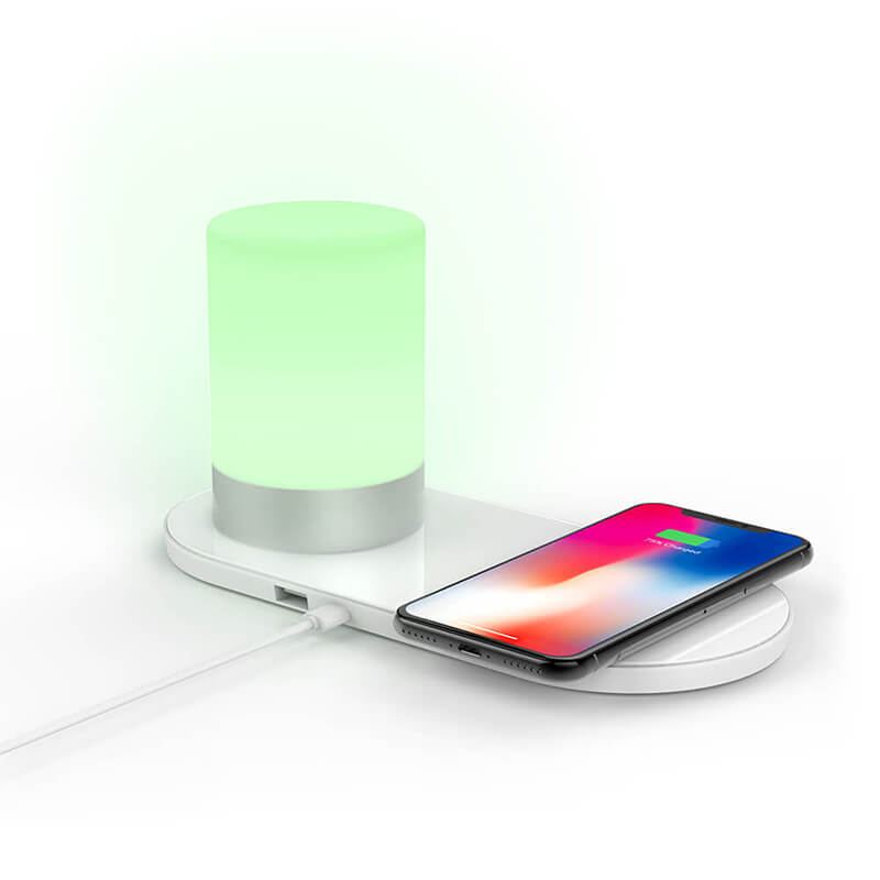 RGB- lampe med trådløs opladningsstation (for iPhone eller Android telefon)
